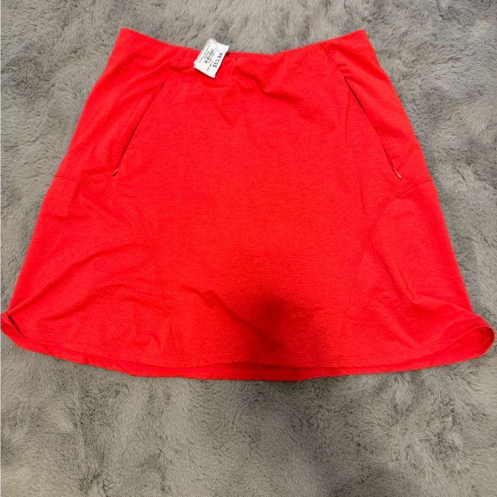 TAIL S skort for golfing or tennis